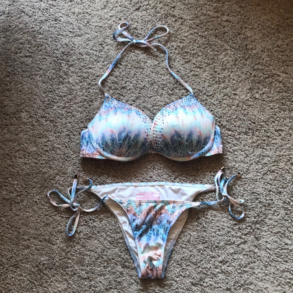 VS bikini 👙